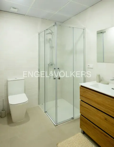 Wohnung 95 m² in Valencia