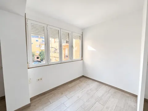Pis de 80 m² a Granada (4/18)