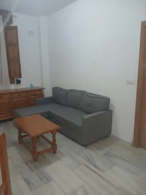 Flat 80 m² in Granada