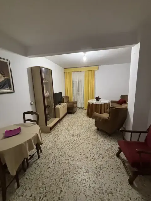Piso de 140 m² en Torrecillas de la Tiesa
