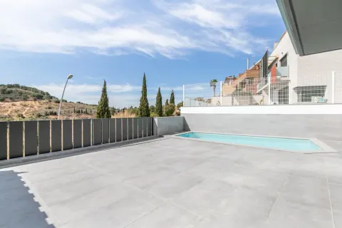 Casa de 344 m² a Tiana