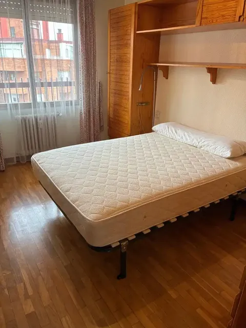 Pis de 95 m² a Lleó