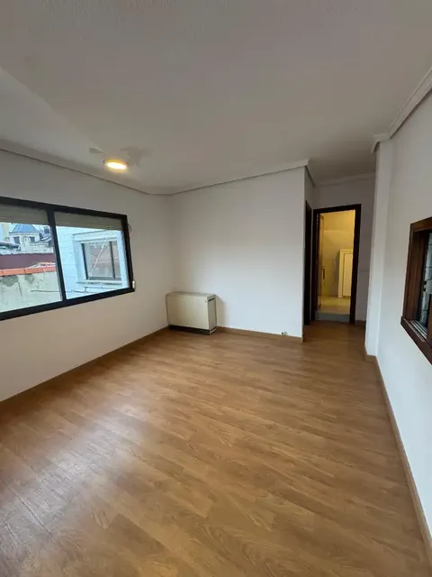 Pis de 81 m² a Oviedo