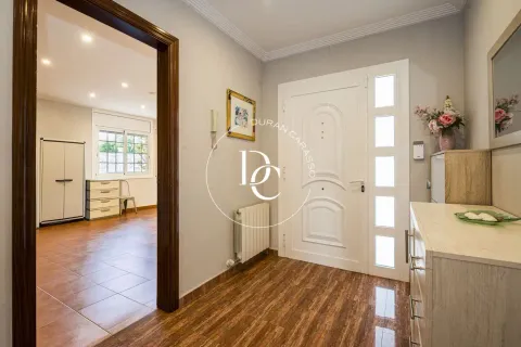 Haus 220 m² in Cubelles