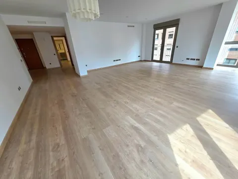 Pis de 302 m² a Castelló de la Plana