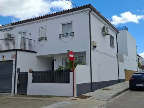 Maison 150 m² à Baeza