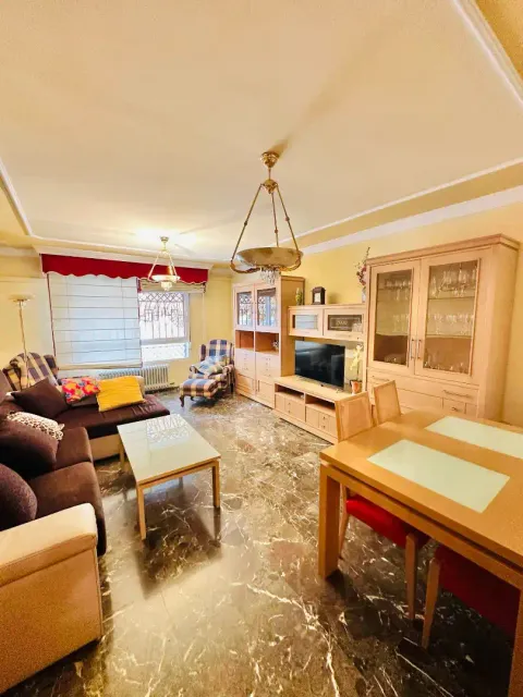 Wohnung 80 m² in Granada