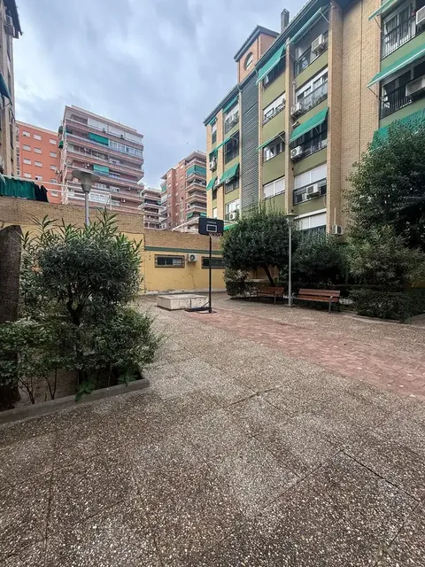 Appartamento 100 m² a Granada