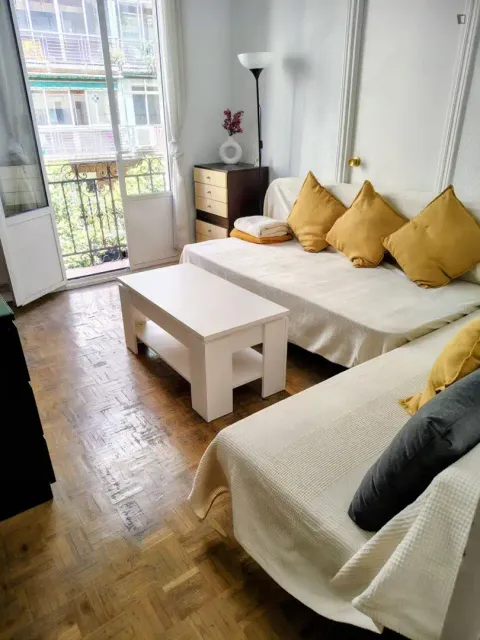Quarto para alugar, Madrid (2/7)