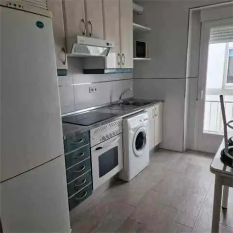 Pis de 92 m² a Àvila