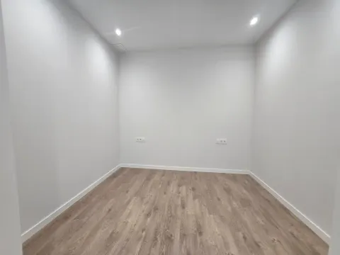 Квартира 90 м² у Badalona