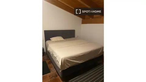 Pis de 244 m² a Navarrés
