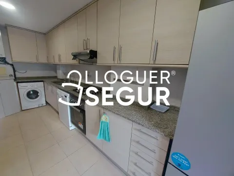 Квартира 80 м² в Барселоне
