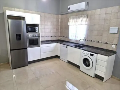 Wohnung 65 m² in Gelves