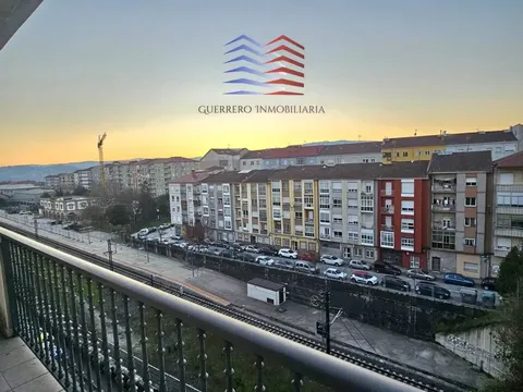 Pis de 97 m² a Ourense