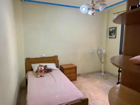 Piso de 127 m² en Albatera