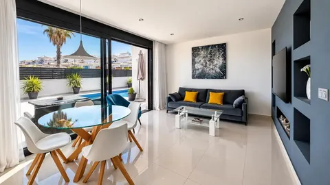 Casa de 150 m² a Oriola