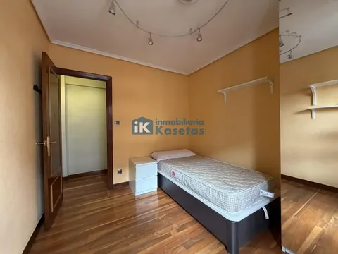 Pis de 75 m² a Basauri