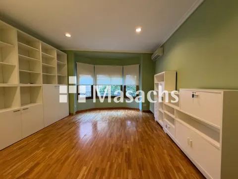 Pis de 296 m² a Terrassa