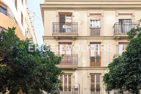 Pis de 95 m² a València