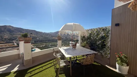 Casa de 180 m² a Álora
