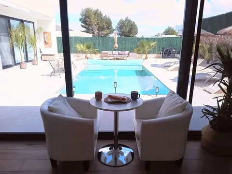 Room for rent, Calasparra