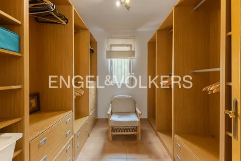 Casa de 350 m² a Petrés