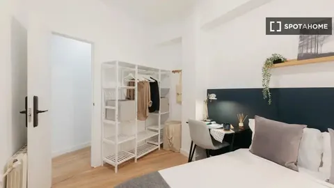 Chambre à louer, Valence