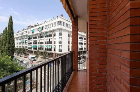 Wohnung 97 m² in l'Hospitalet de Llobregat