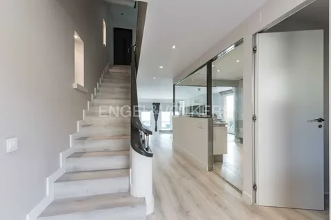 Будинок 440 м² у Esplugues de Llobregat