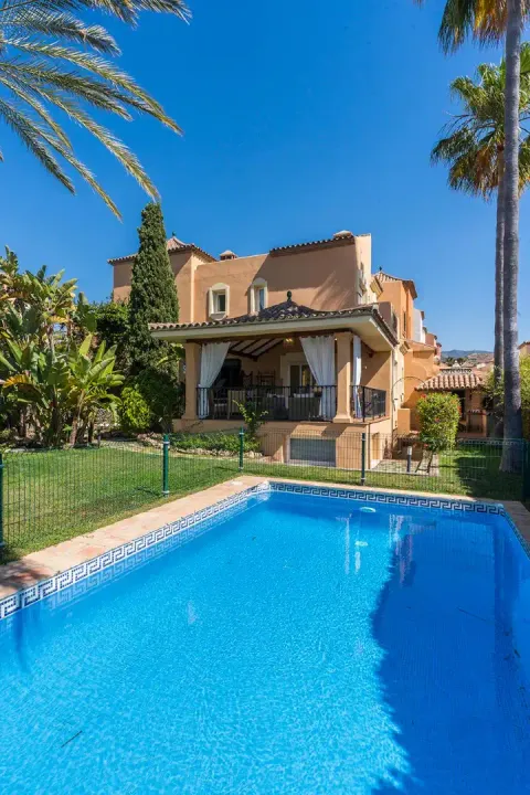 Maison 350 m² à Marbella