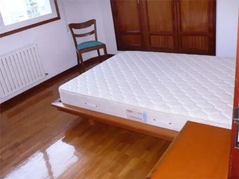 Pis de 75 m² a Ourense