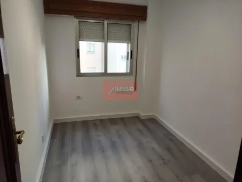Pis de 81 m² a Ourense
