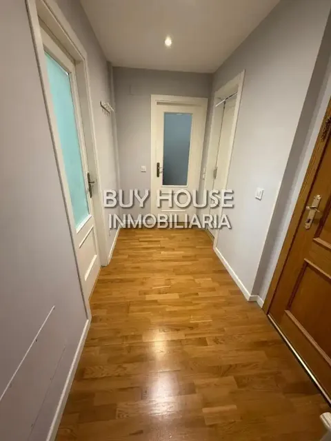 Pis de 77 m² a Torrejón de Velasco (3/16)
