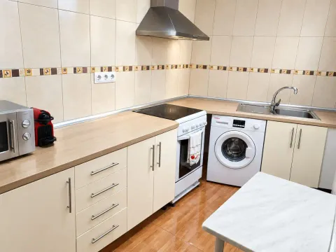 Habitació de lloguer, Sitges