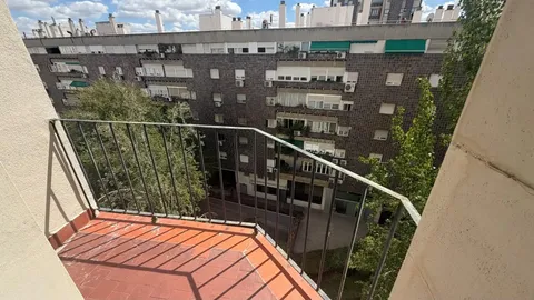 Appartamento 112 m² a Madrid