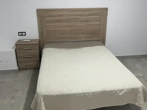 Habitació de lloguer, Brazatortas