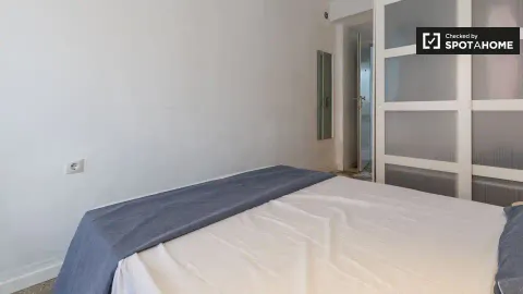Chambre à louer, Valence