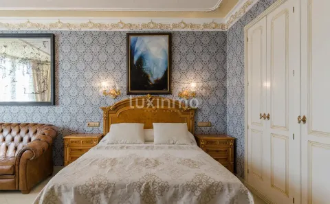 Будинок 1100 м² у Altea