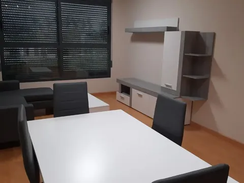 Pis de 70 m² a la Pobla de Vallbona