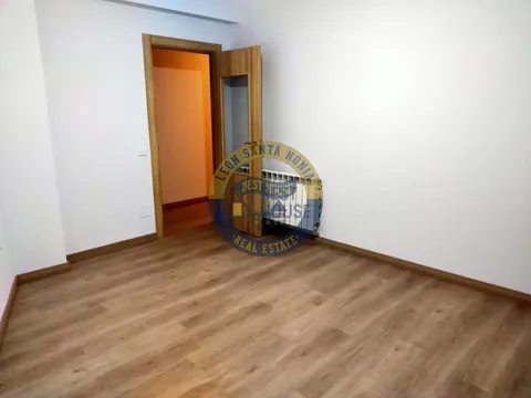Pis de 70 m² a Lleó