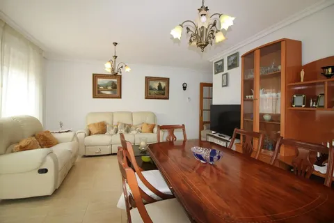 Wohnung 124 m² in Almería