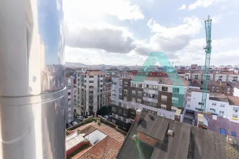 Piso de 79 m² en Gijón