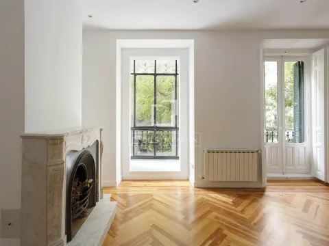 Квартира 183 м² в Мадриде (4/43)