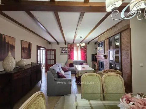 Maison 150 m² à Baeza