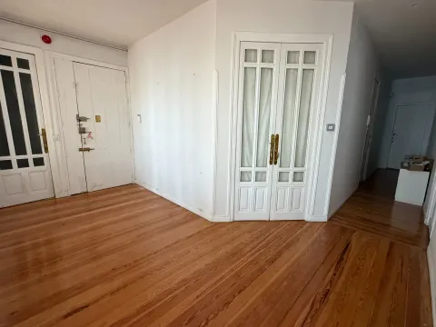 Wohnung 197 m² in Madrid