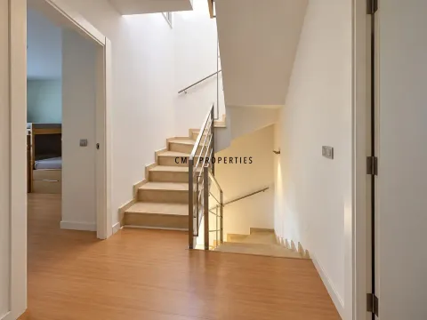 Casa de 292 m² a Godella