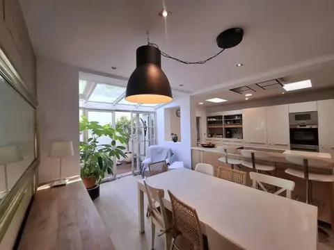 Casa de 258 m² a Estepona