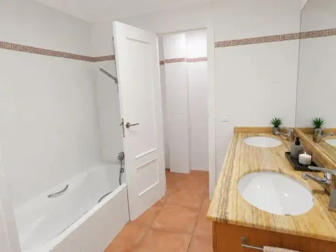 Moradia 290 m² em Consell