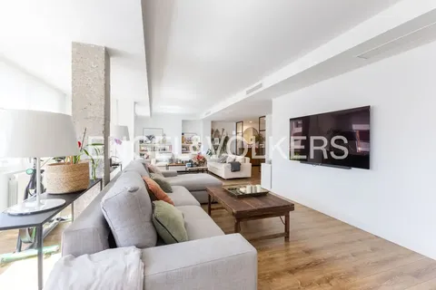 Pis de 275 m² a València